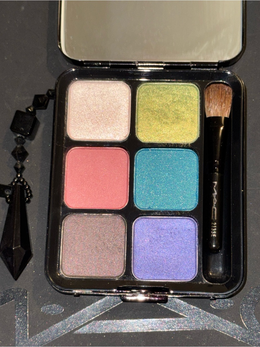 MAC Suedette 6 Intense Eyes palette-Rare